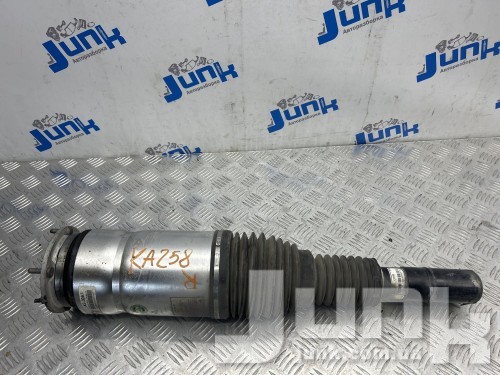 Пневмостойка передняя правая для Ланд Ровер Range Rover IV (L405) 2012-2021 oe LR038801 разборка бу