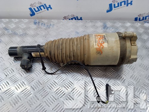 Пневмостойка передняя правая для Volvo XC90 II oe 31451834 разборка бу
