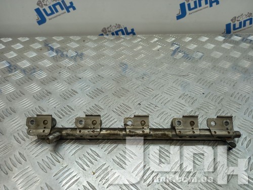 Топливная рампа для Land Rover Discovery Sport (L550) 2014–2026 oe LR054874 разборка бу