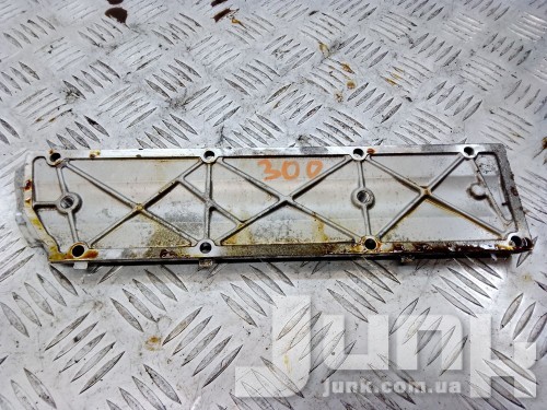 Крышка блока двигателя для Volvo XC90 oe 30720129 разборка бу