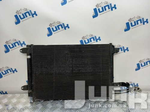 Радиатор кондиционера для Audi TT (8J) 2006-2014 oe 1K0820411AK разборка бу