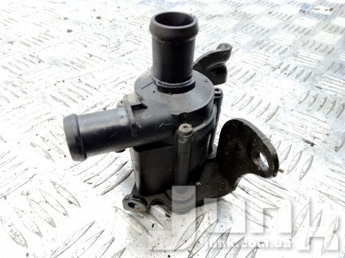 Дополнительный насос ож для Ауди КУ5 2012-2017 oe 06H965559H разборка бу