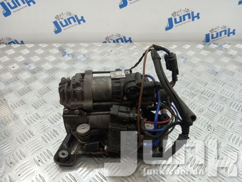 Компрессор пневмоподвески для BMW 7-серия G11 2016-2022 oe 37206884682 разборка бу