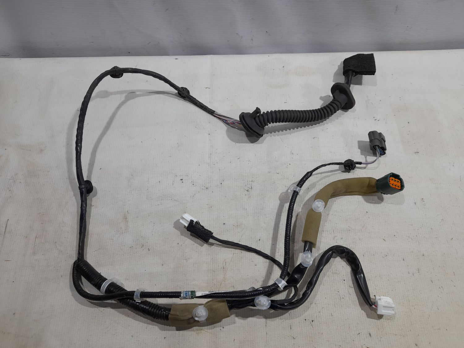 Жгут проводки задней левой двери для Nissan Rogue T32 (2013-2021