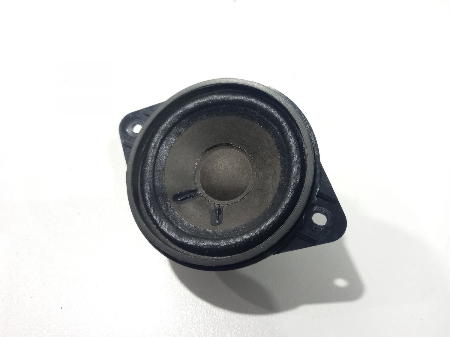 Динамик в торпеду для Audi Q7 (4L) 2005-2015 - купить в интернет